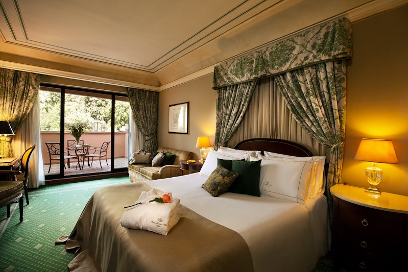 River Chateau Hotel 59/85