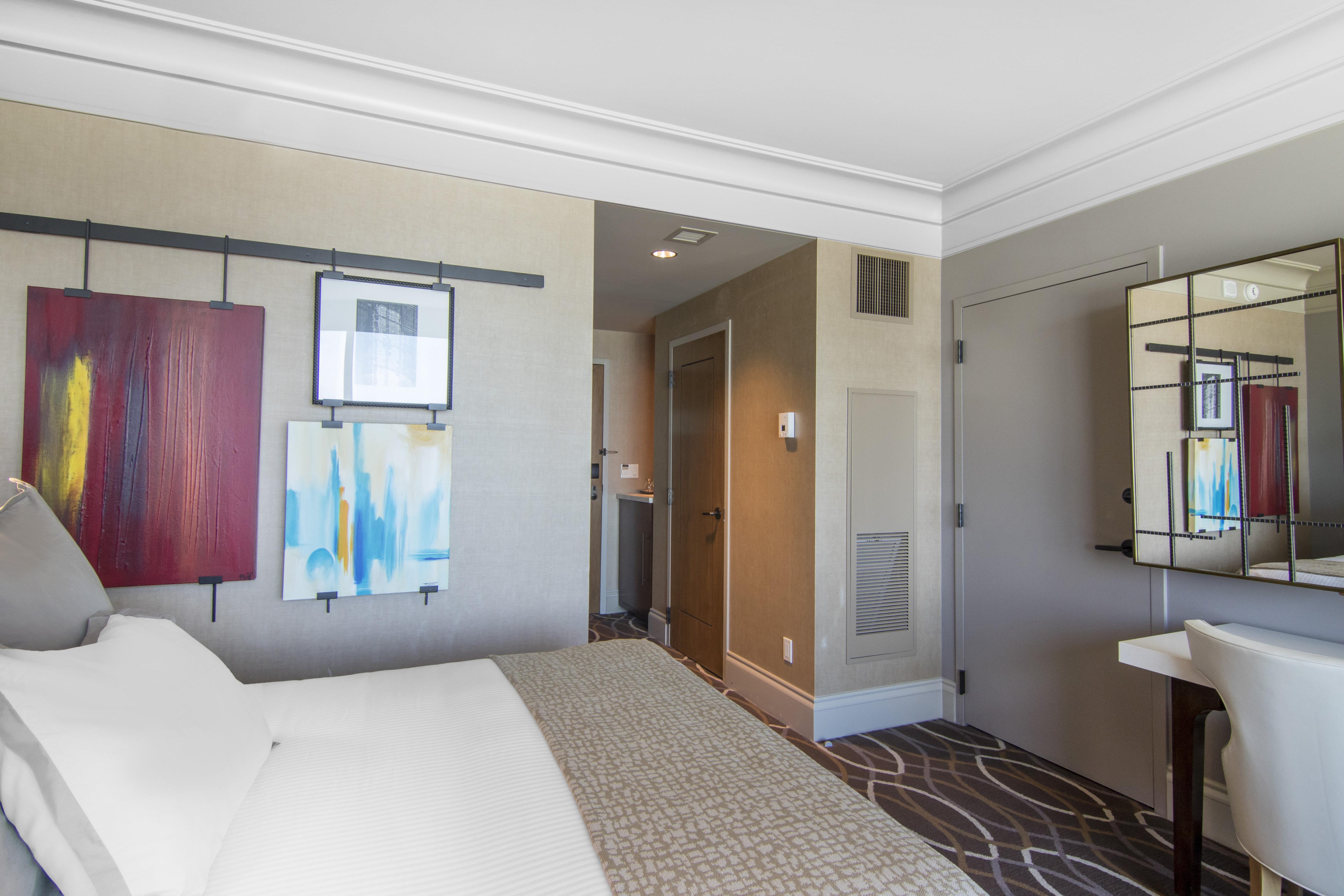 Deluxe, Quadruple, OMNI DALLAS HOTEL 2/5