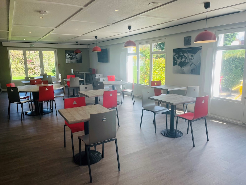 Le 2 By Hotel Akena - La Ferte Bernard 37/50