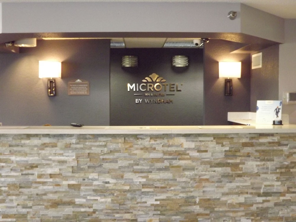 Microtel Inn Suites Ames 5/38