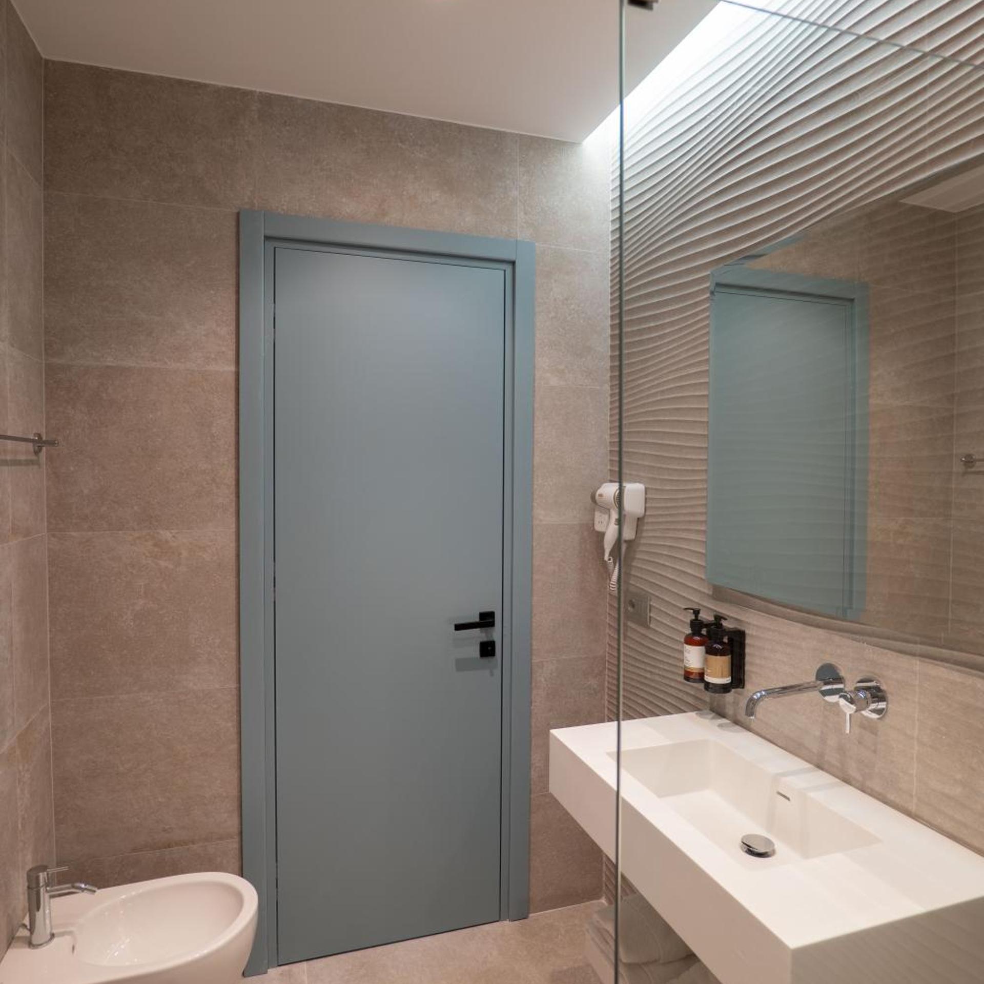 Victoria Boutique Hotel 53/57