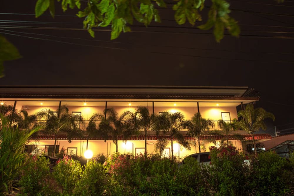 Phuket Airport Inn 10/52