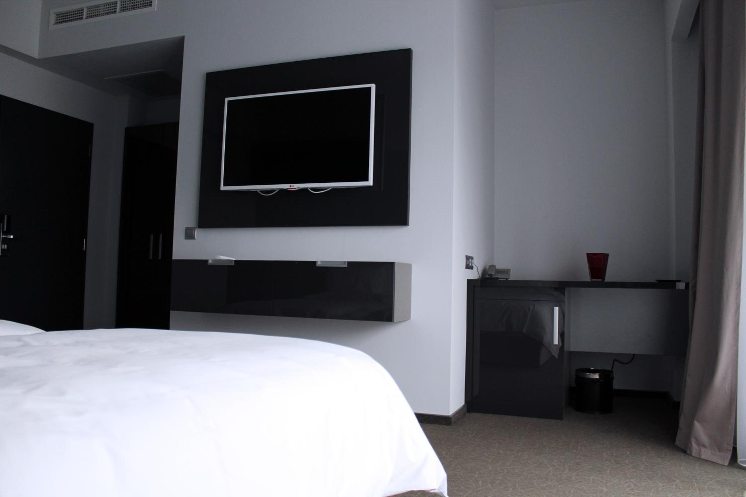 Standard, Double Bed