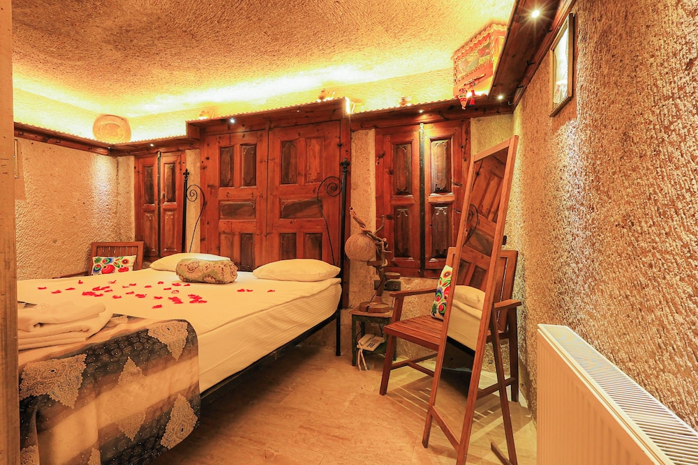 Casia Cave Suites 17/50