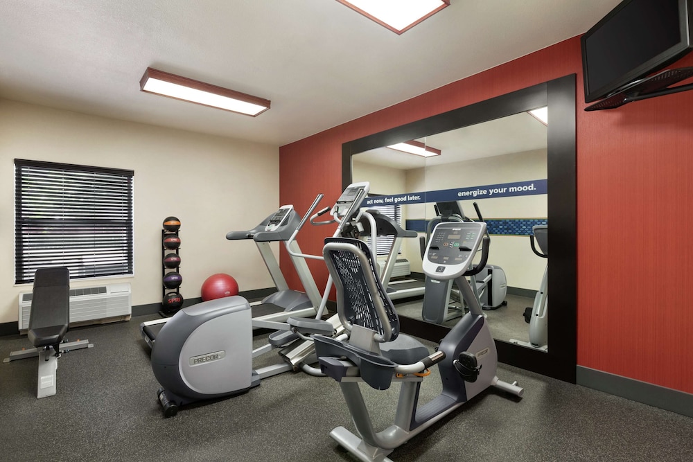 Hampton Inn Tracy 24/49