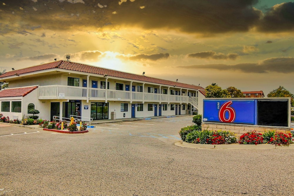 Motel6 Lompoc, CA in LOMPOC - CA