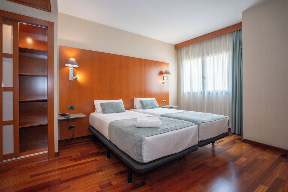Hotel Ciutat Martorell 15/60
