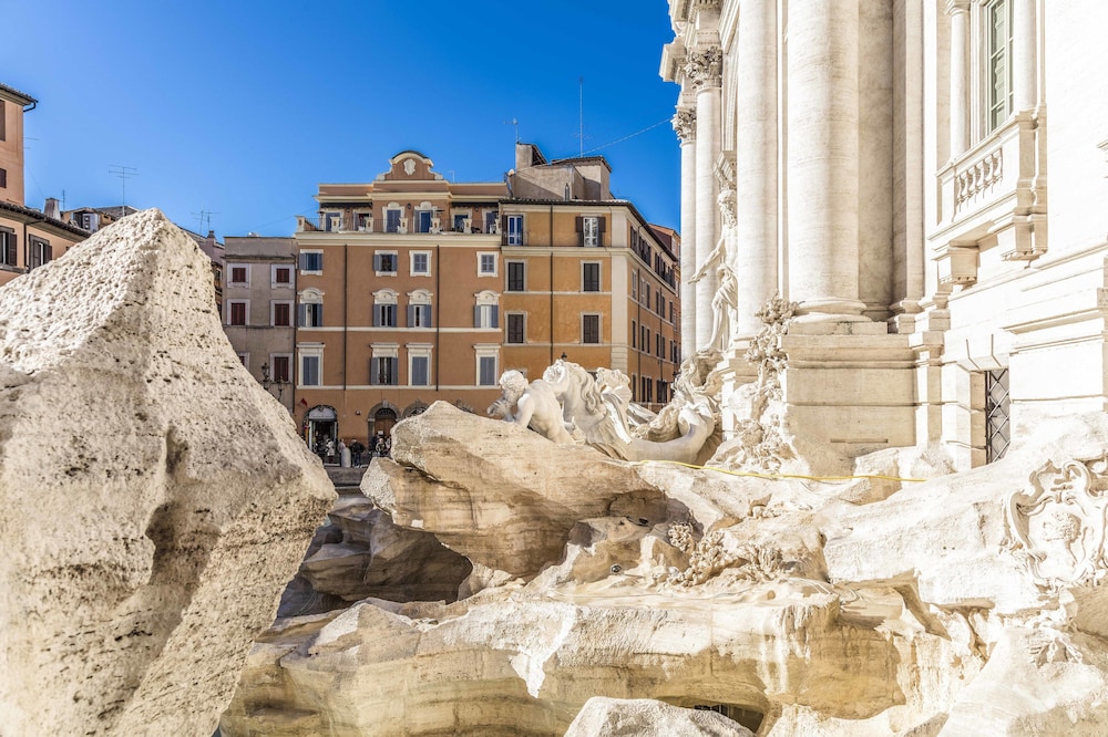 Relais Trevi 95 Boutique Hotel 3/74