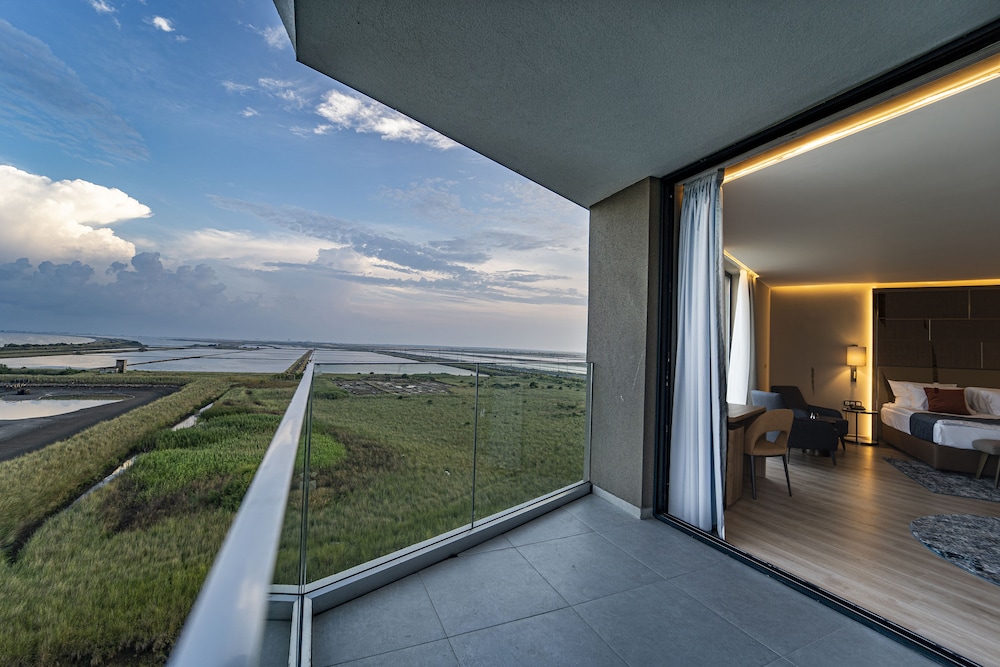Wave Resort 40/70