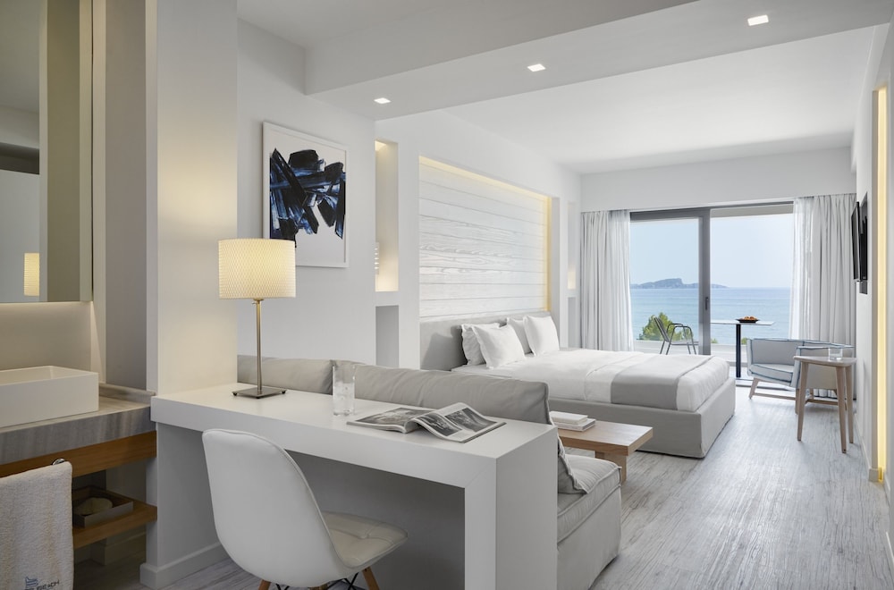 1 BEDROOM, JUNIOR SUITE, LUXURY, SEA VIEW