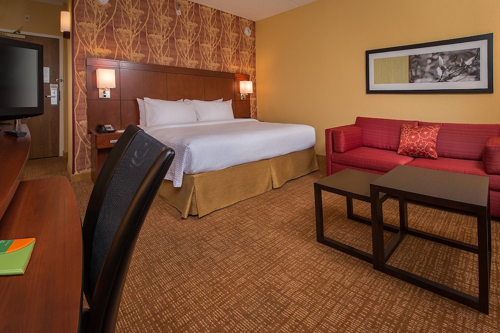 Courtyard by Marriott Williamsburg Busch Gardens Area 13/70