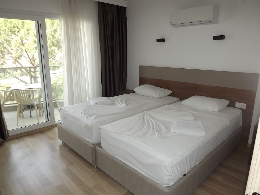 Opus Apart Hotel 12/63