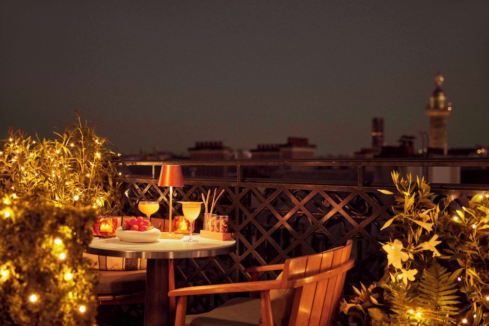 PARK HYATT PARIS VENDOME 65/71