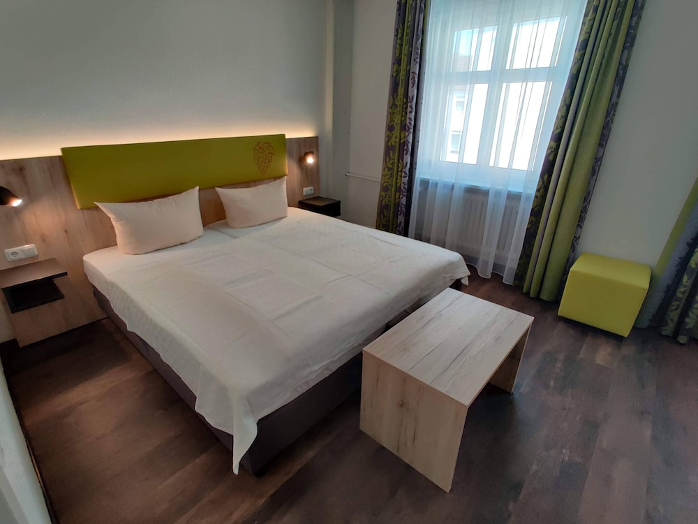 Hotel Goldene Traube 17/50