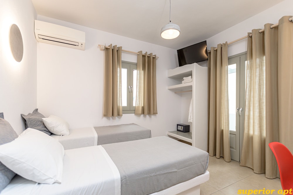 Aphrodite Luxury Apartments 10/36