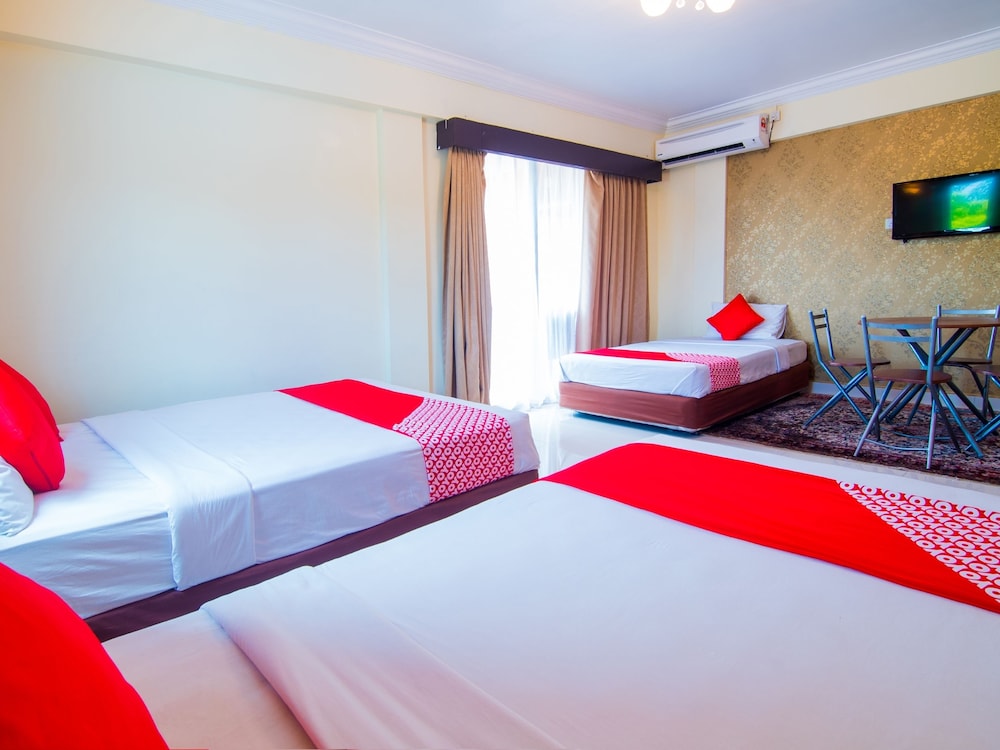 OYO 528 Andaman Sea Hotel 18/41