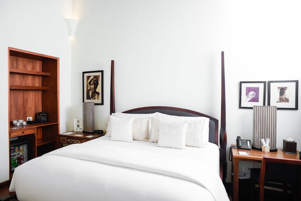 Hotel Casa Blanca 7 17/68