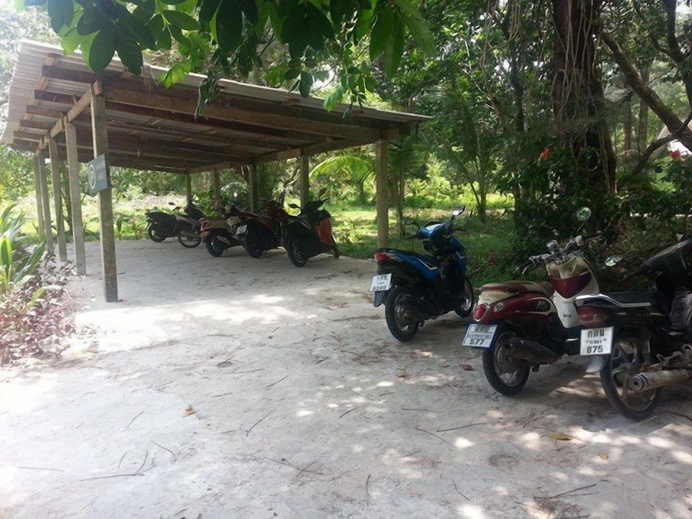 Phayam Coconut Beach Resort 36/50