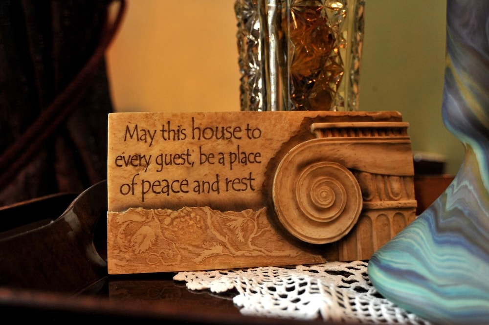 Sunset Manor Guest House 26/50