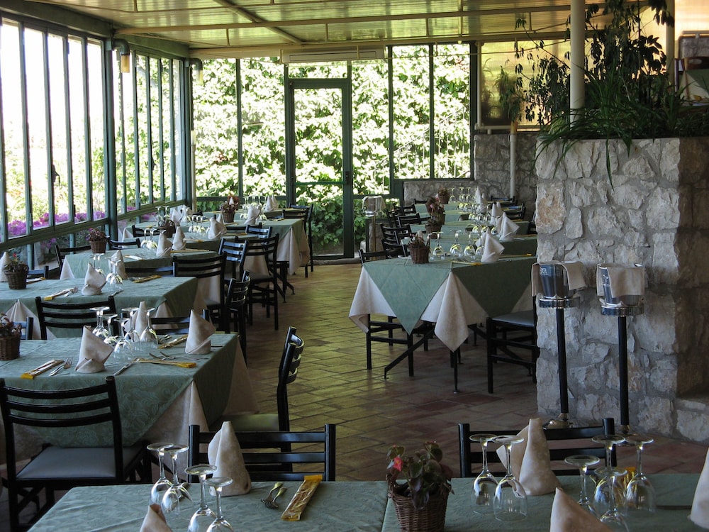 Hotel Baglio Santacroce 47/61