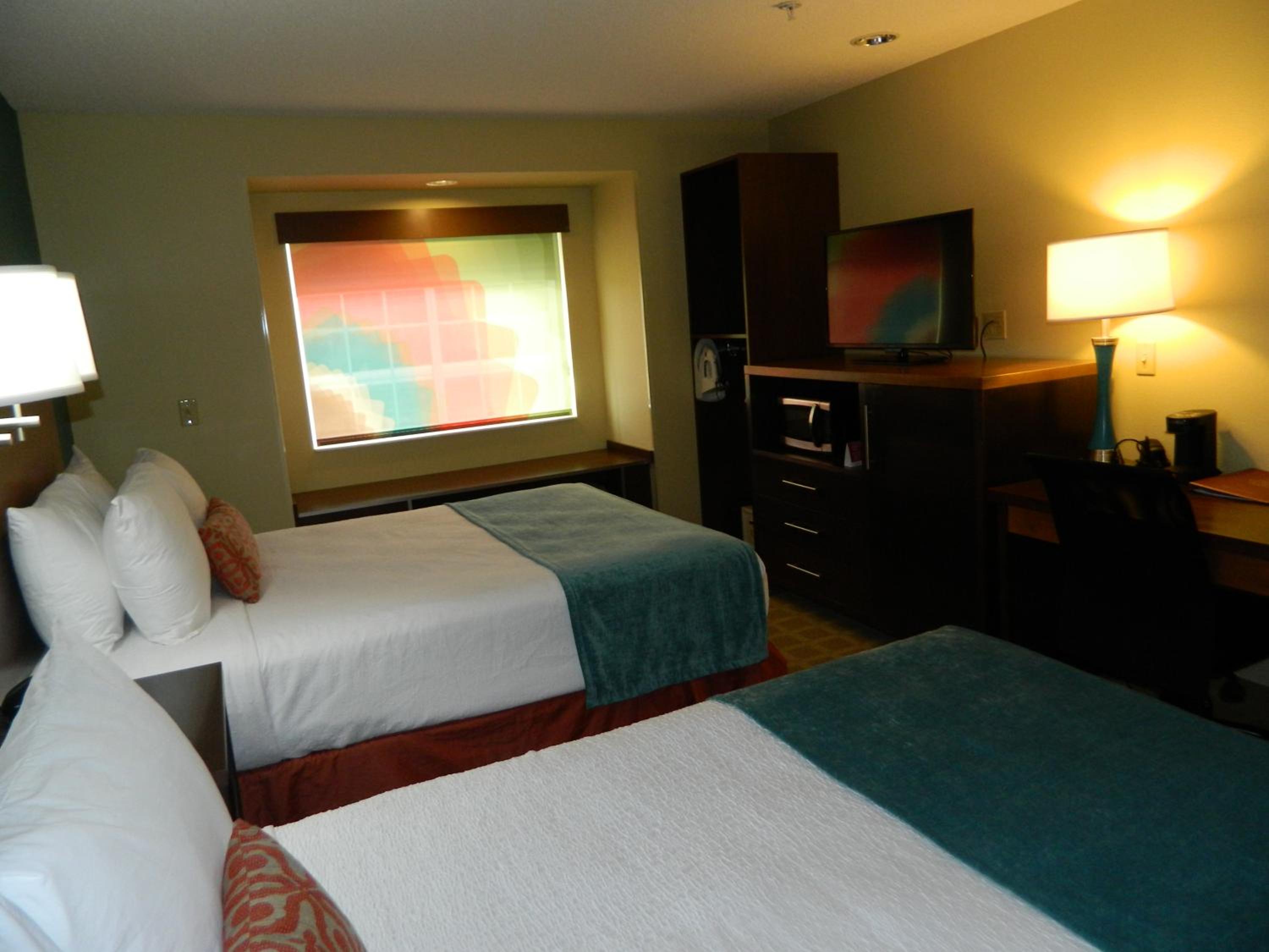 Room, King Bed, 2 Queen Beds
