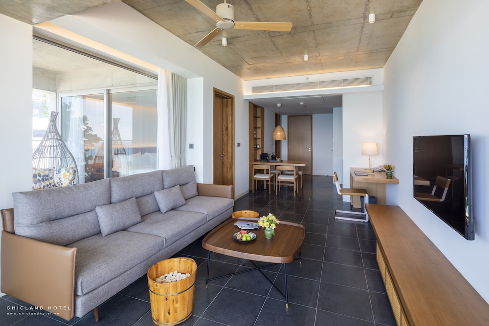 Chicland Da Nang Beach Hotel 47/72
