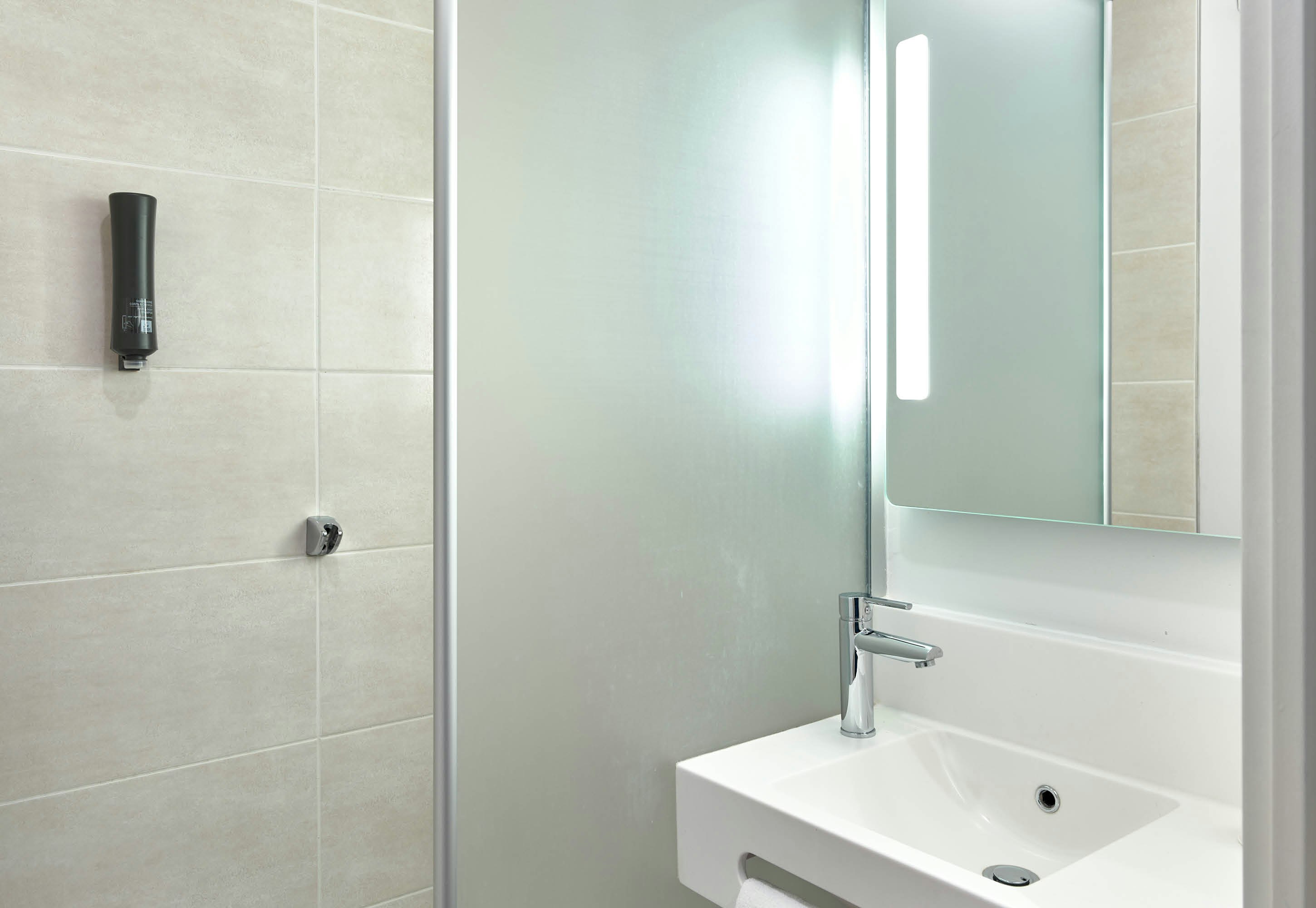B&B HOTEL Paris Meudon Velizy 37/37