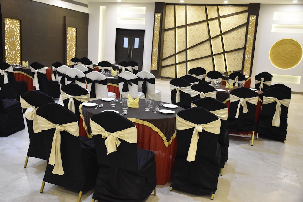 JAGRATI LORDS INN JAIPUR 42/50