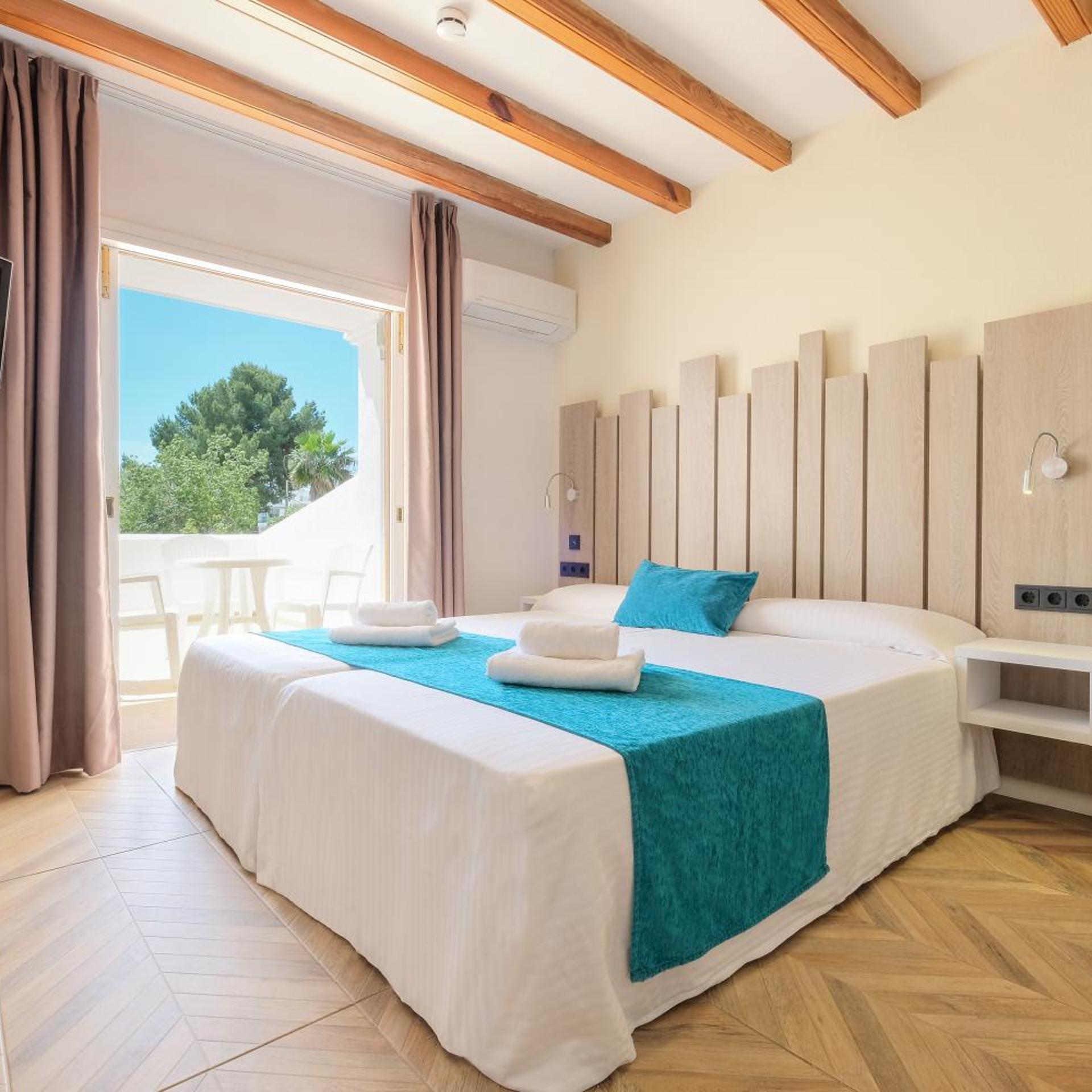 Azuline Apartamentos Can Sanso 6/23