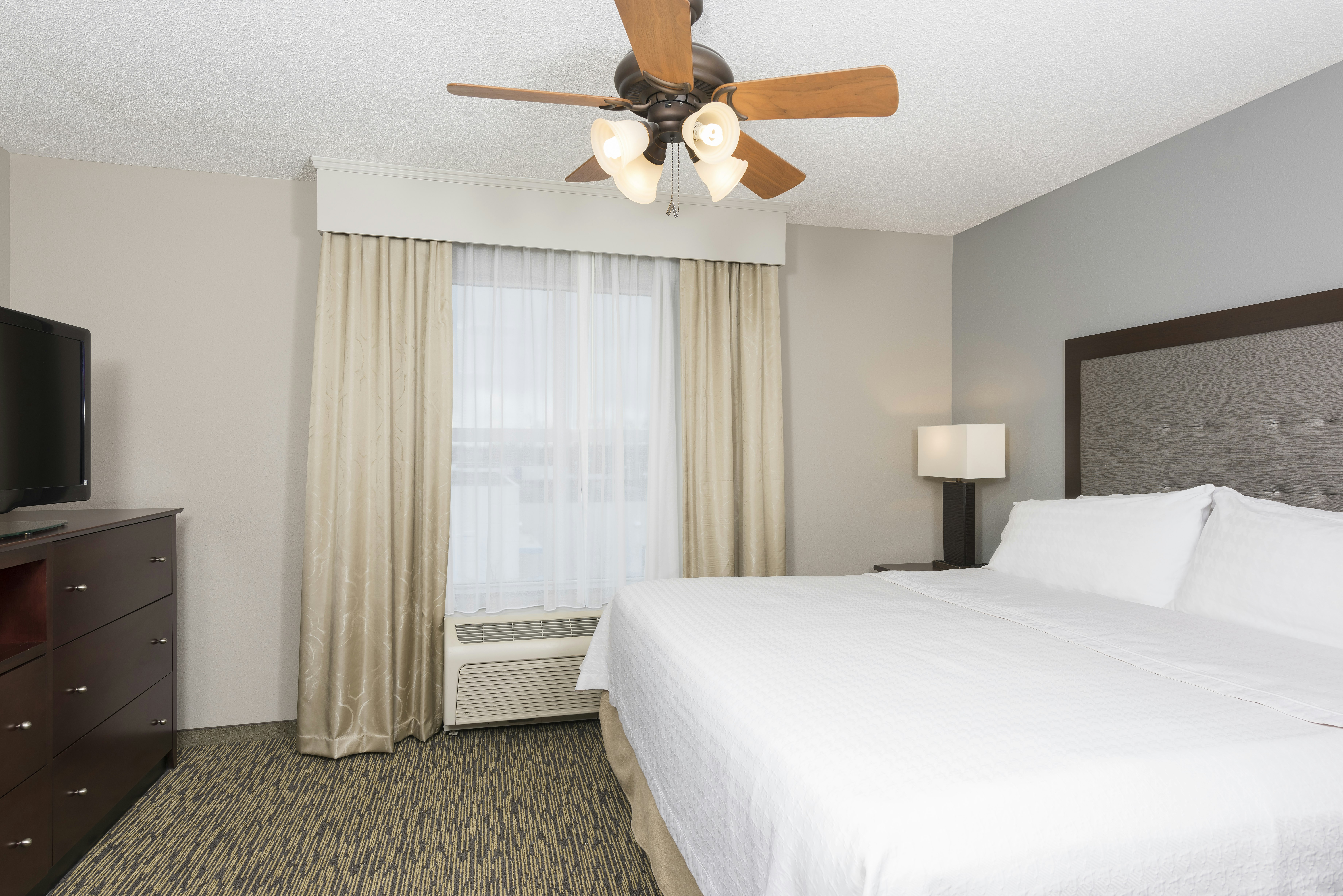 Homewood Suites By Hilton Bloomington 7/44
