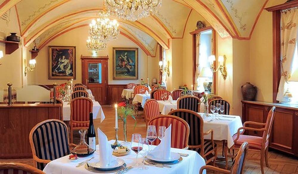Romantik Hotel Burgkeller & Residenz Kerstinghaus 35/50