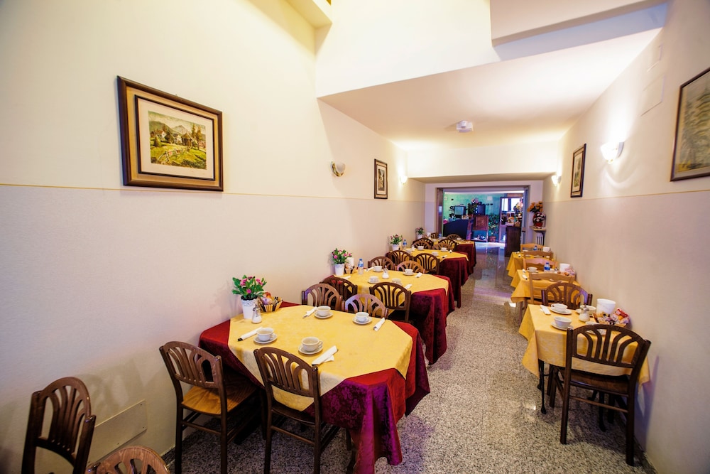Hotel Villa Il Castagno 60/68