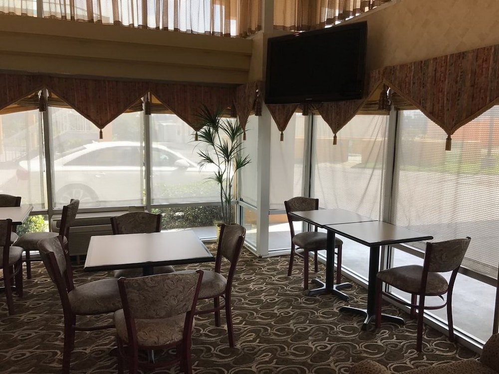 Fairbridge Inn Express Natchez 34/53