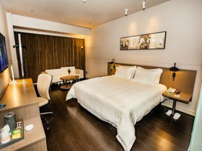 Jinjiang Inn Select (Linyi City Government Tianjin Road) 11/18