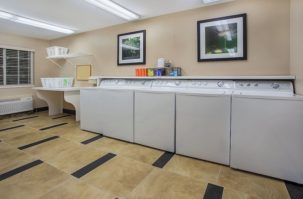 Candlewood Suites Louisville Airport, an IHG Hotel 7/39