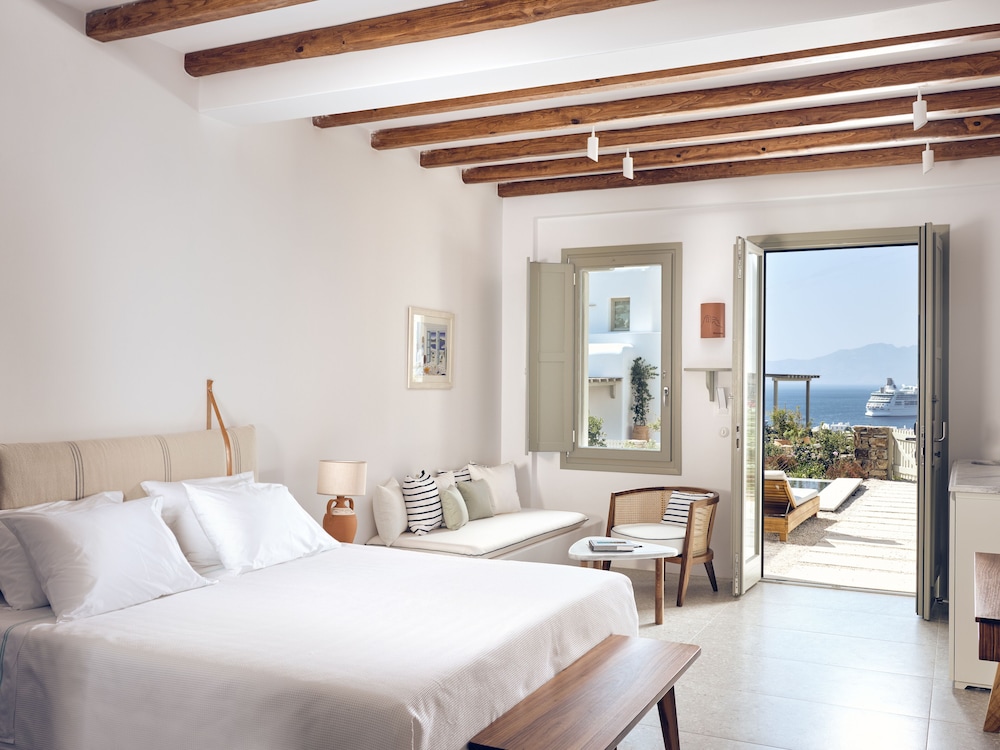 Belvedere Hilltop Rooms & Suites - The Leading Hotels of the World 9/59