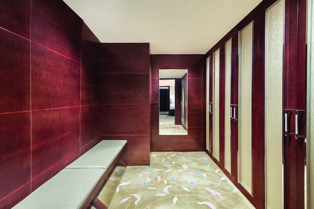 Shangri La Chengdu 33/72