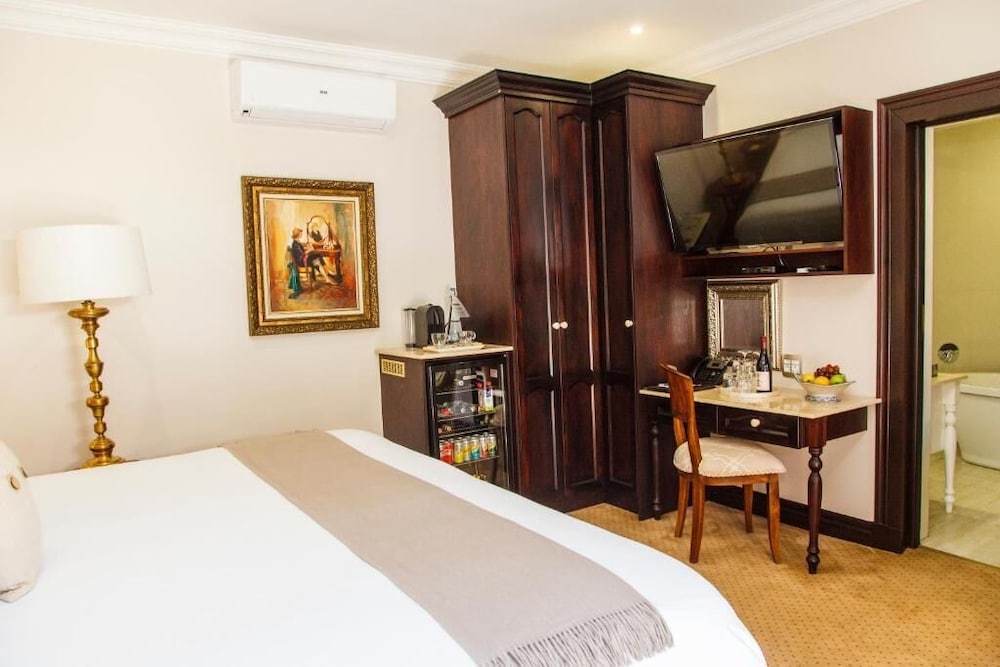 Ivory Manor Boutique Hotel 13/50
