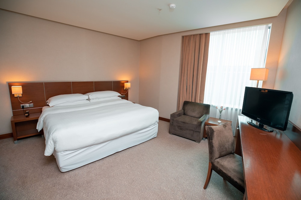 CLASSIC, KING BED