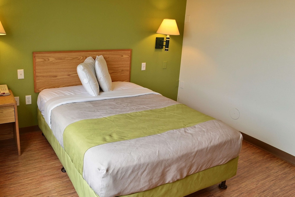 Motel6 Billings, MT - North 19/50