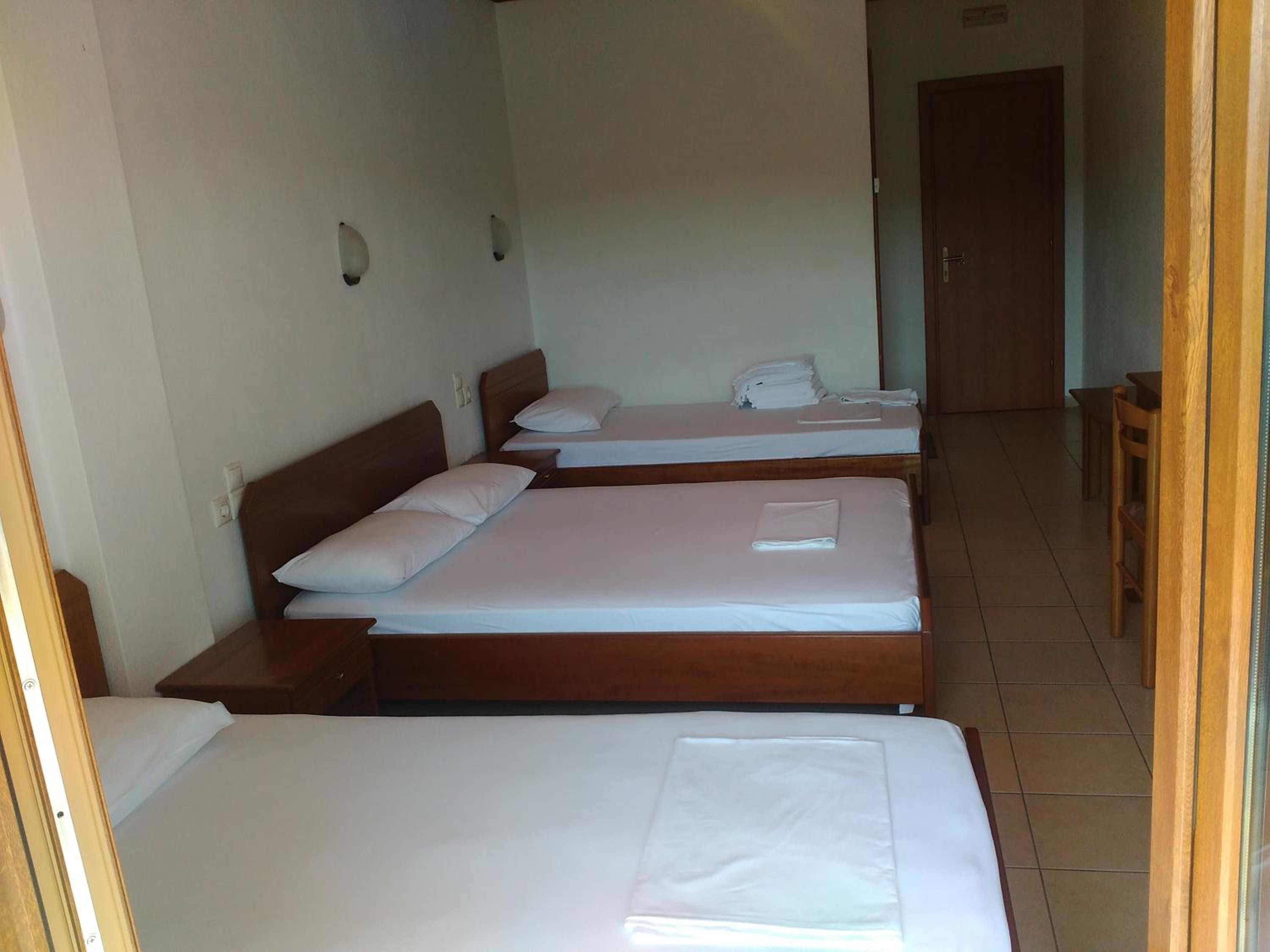 GUESTHOUSE ARSENIS 10/35