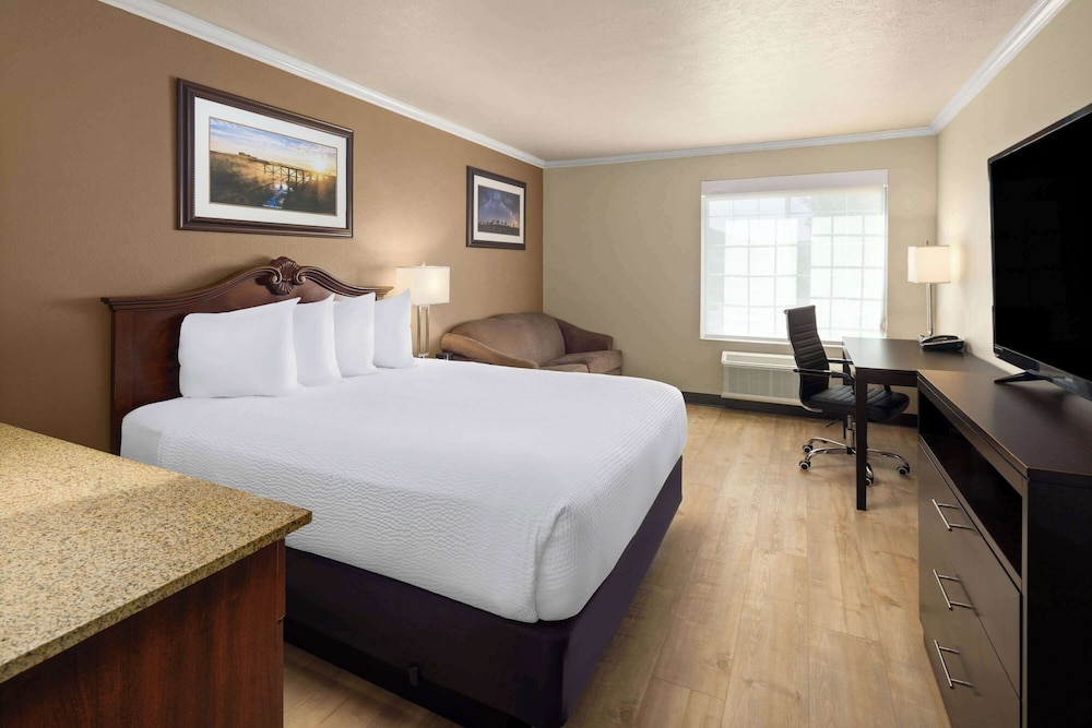 Ramada By Wyndham Moses Lake 20/54
