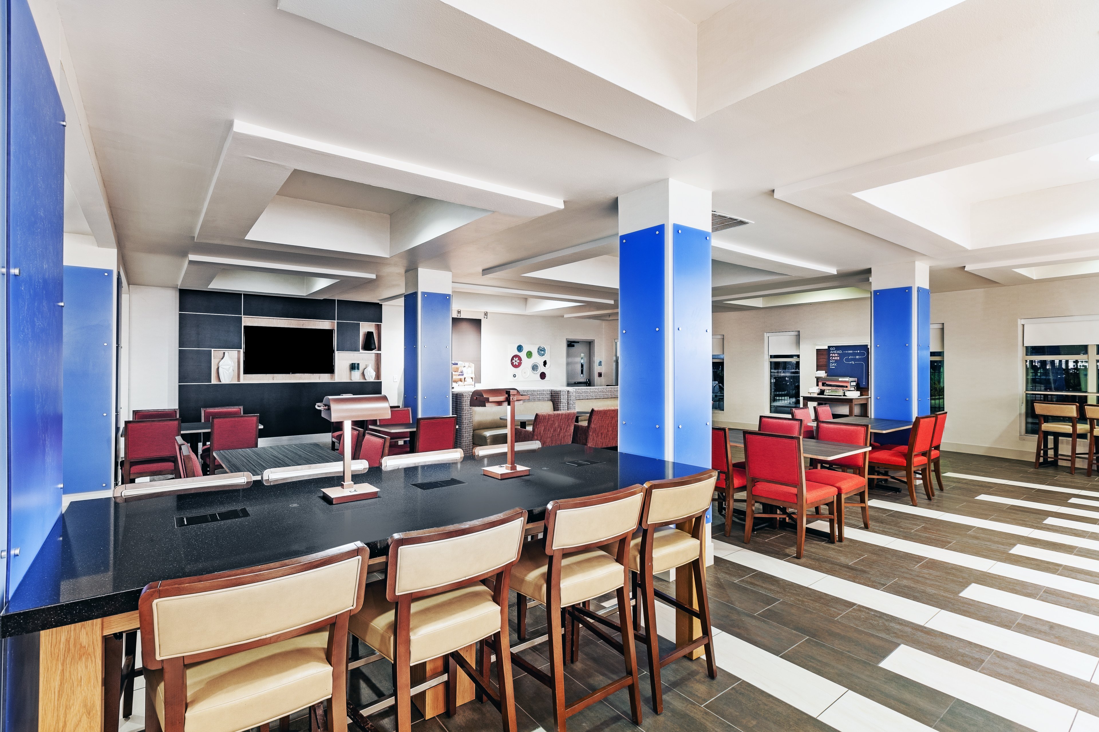 Holiday Inn Express Shreveport South Park Plaza 20/24