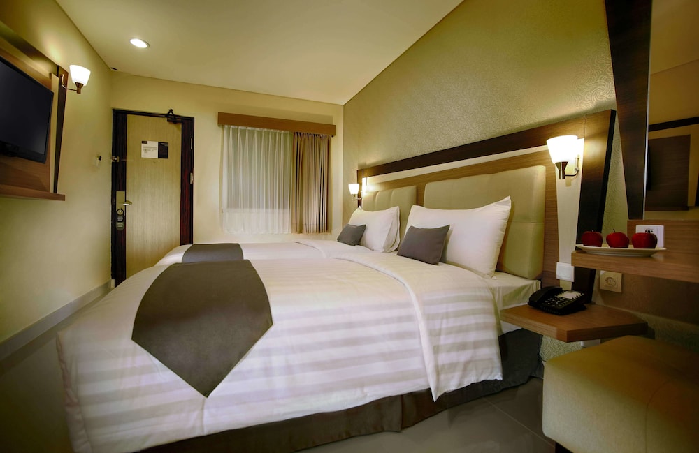 Hotel Neo Kuta Jelantik 11/29