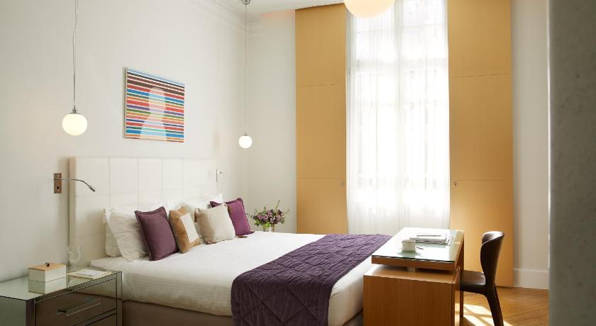 Excelsior Hotel 32/60