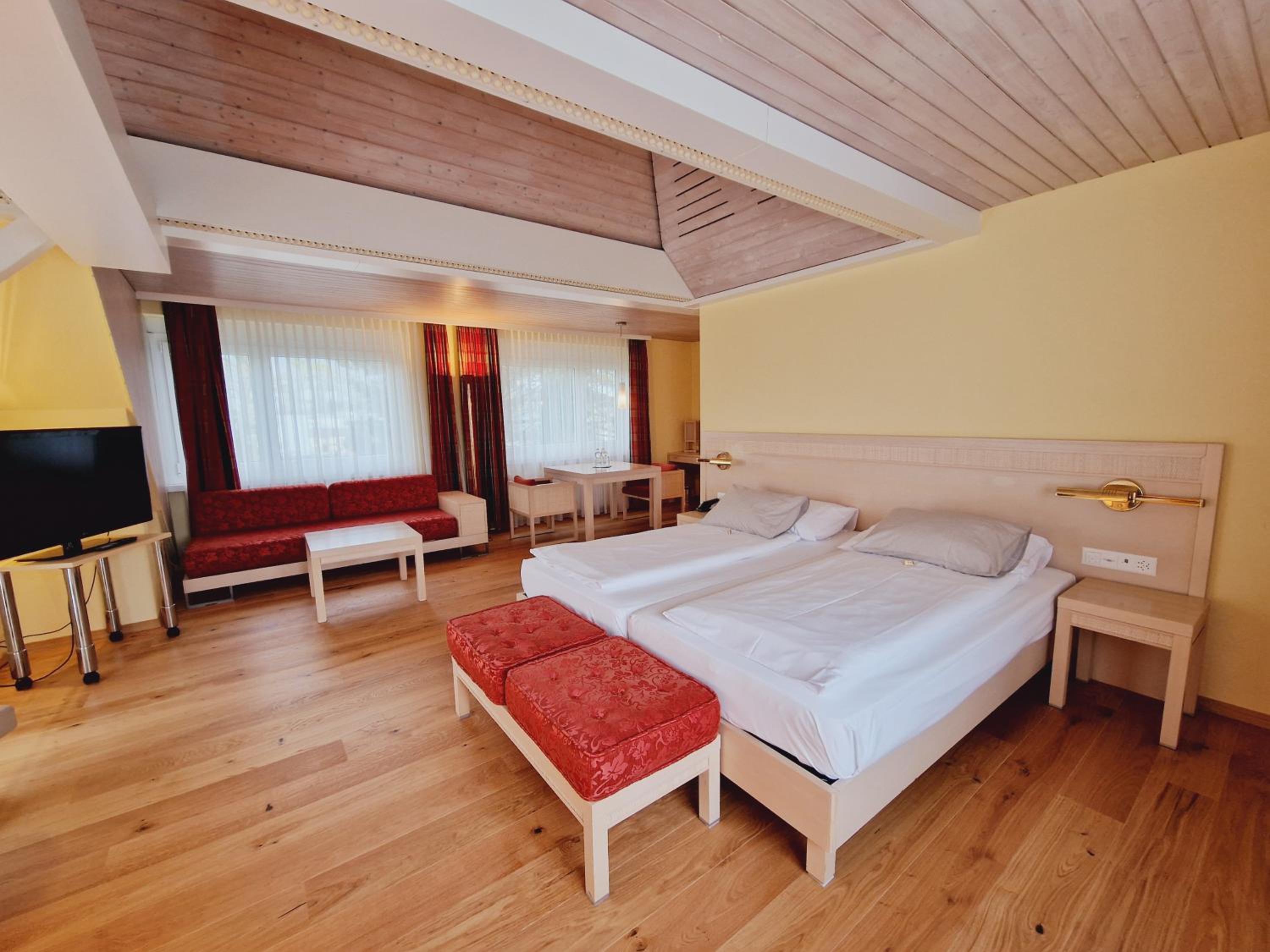 Relax, Suite