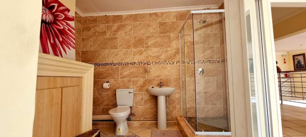 Asda Guesthouse 43/44