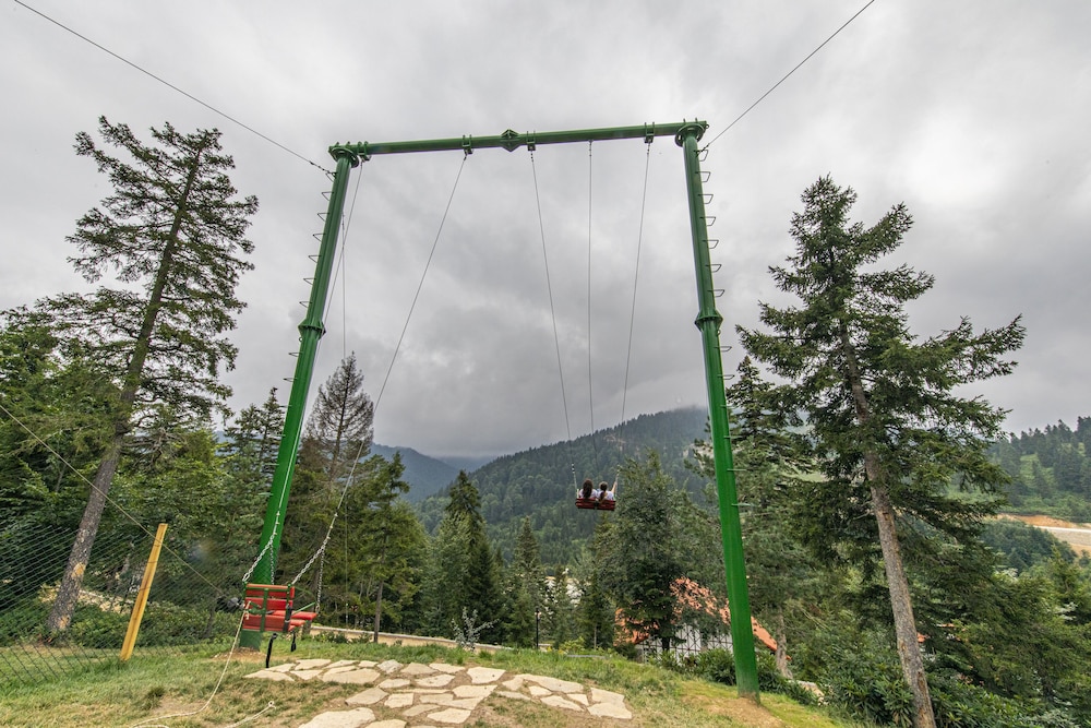 Foleya Mountain Resort 25/50