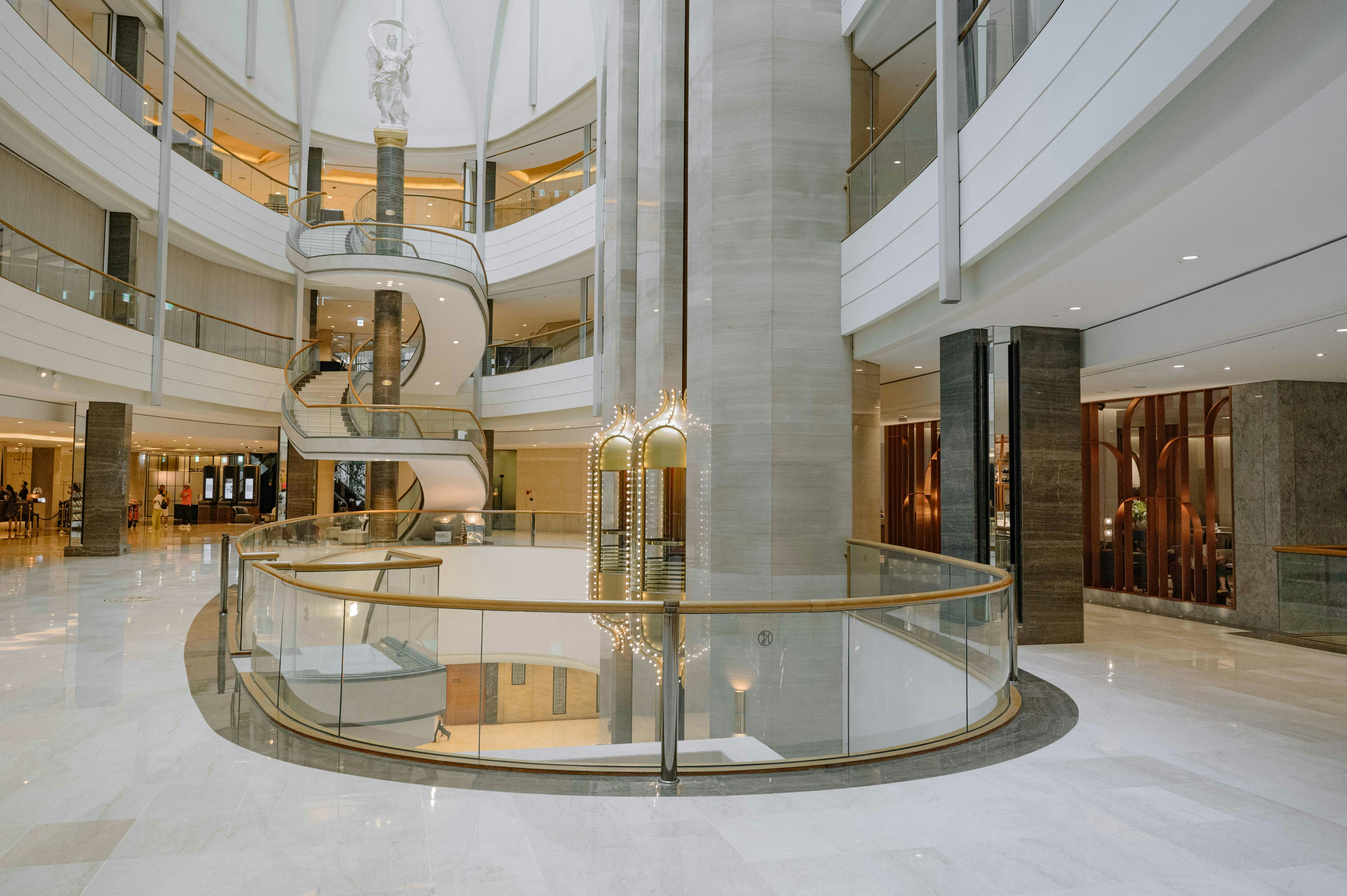 Lotte Hotel World 4/67