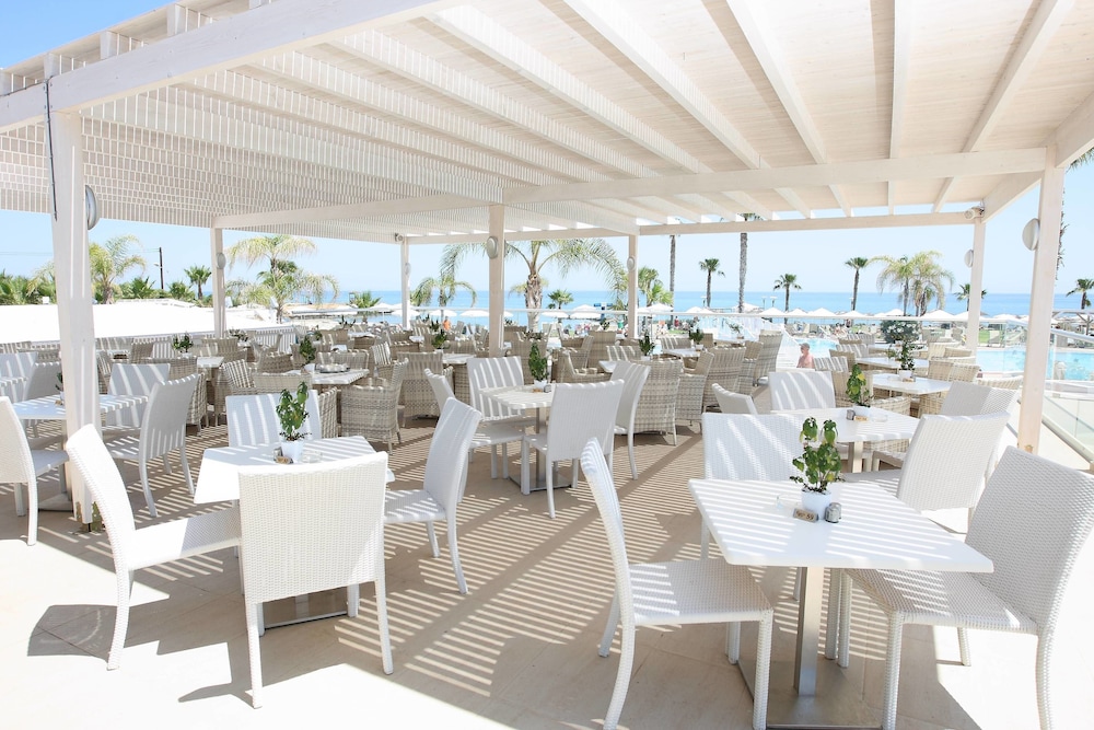 Marlita Beach Hotel Apartments 22/50